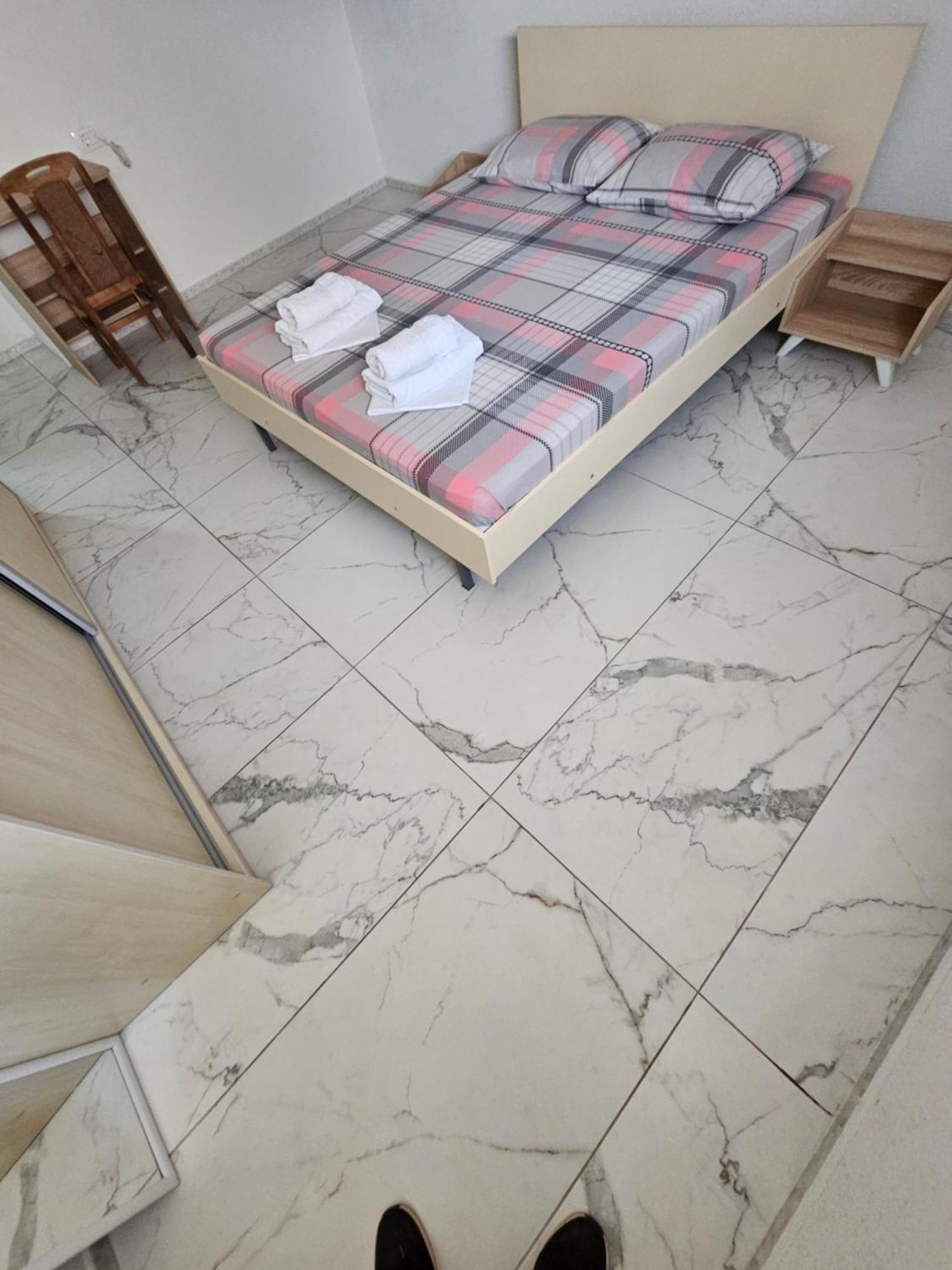 Unique Apartmens City Center Битоля Екстериор снимка