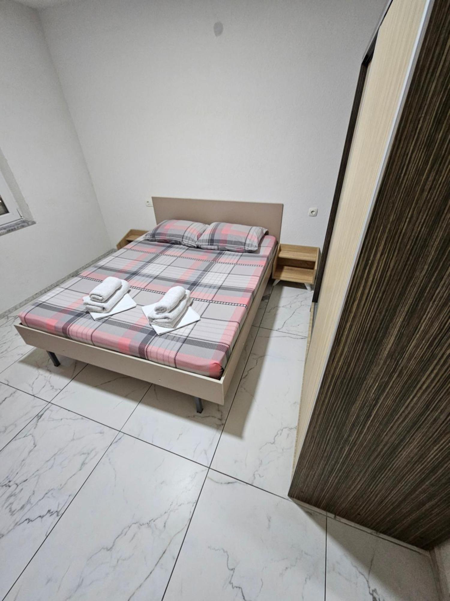 Unique Apartmens City Center Битоля Екстериор снимка
