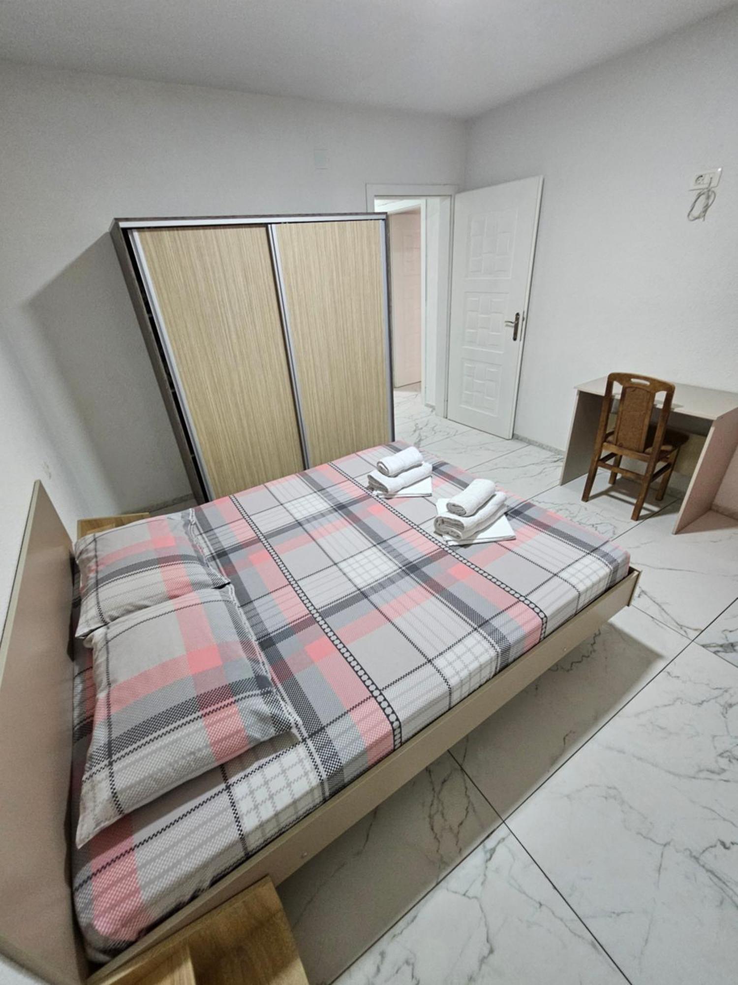 Unique Apartmens City Center Битоля Екстериор снимка