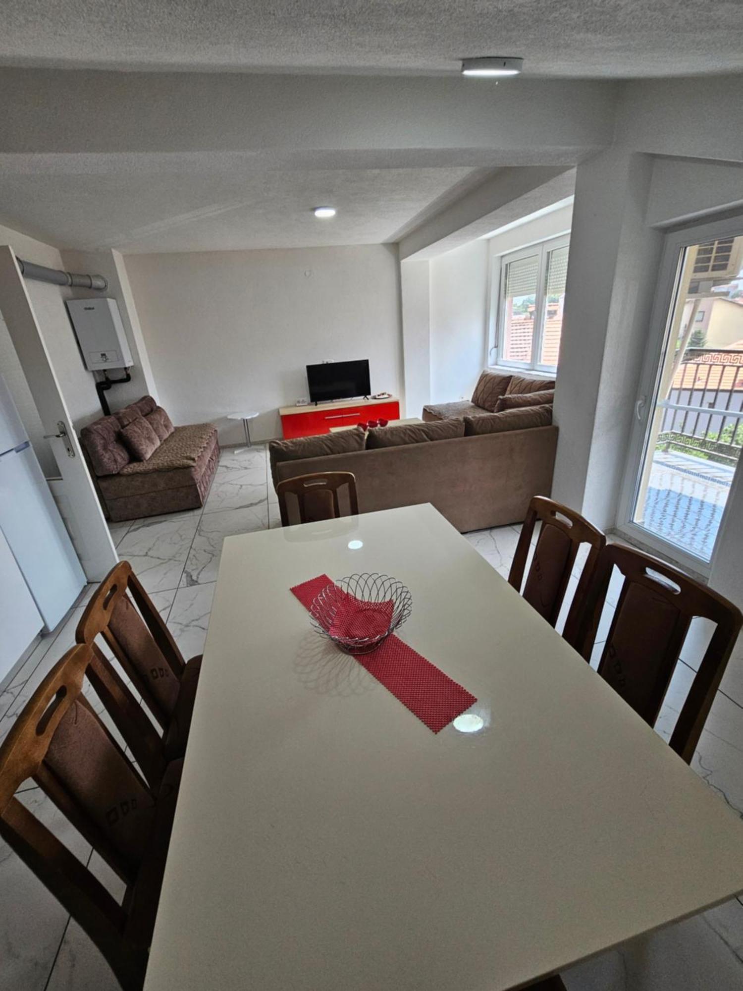 Unique Apartmens City Center Битоля Екстериор снимка