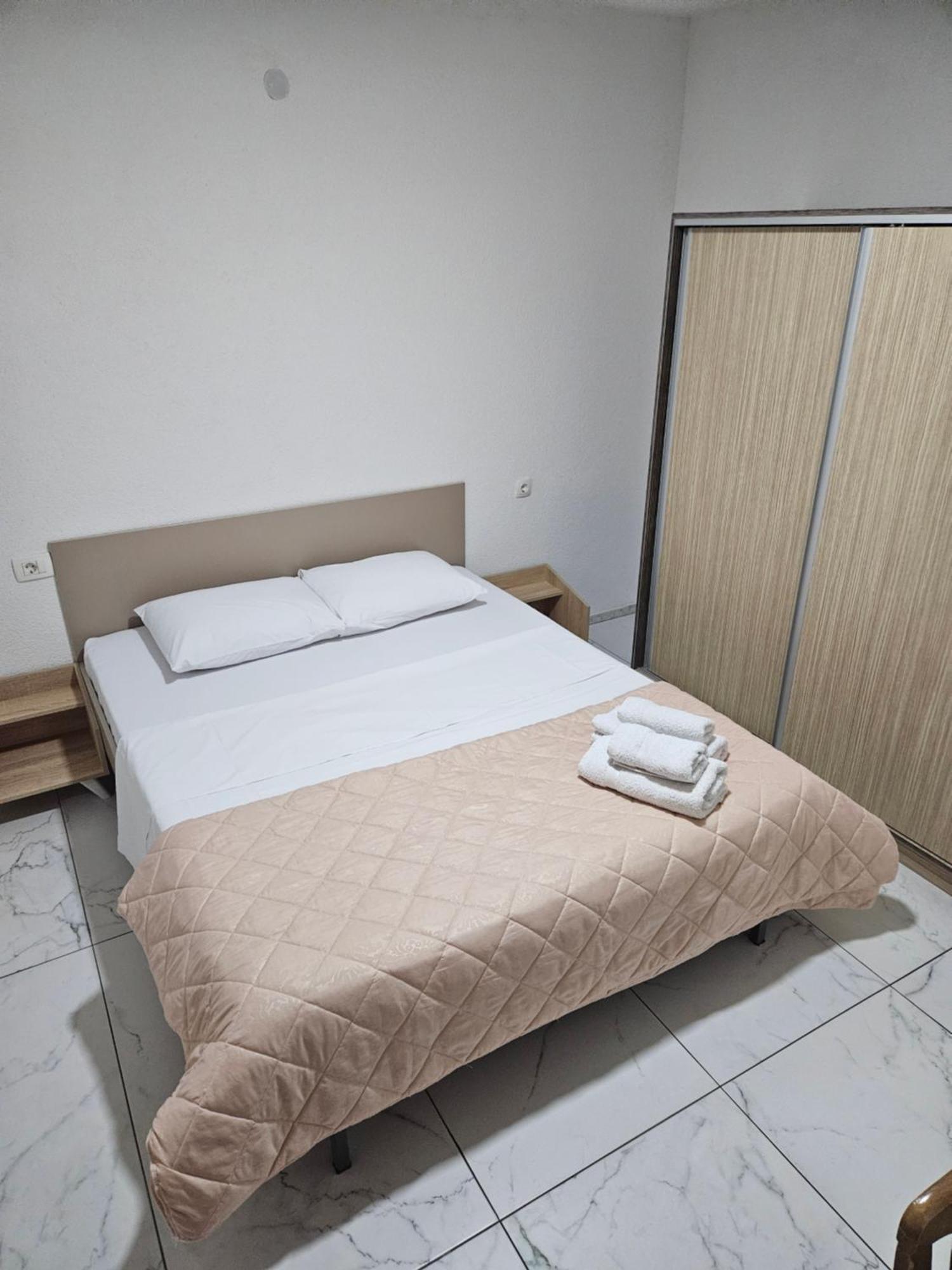 Unique Apartmens City Center Битоля Екстериор снимка